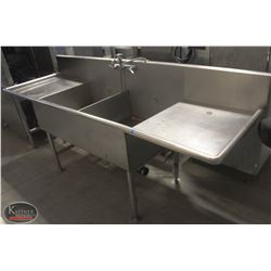 R34) 2 WELL STAINLESS STEEL SINK W/ LEFT & RIGHT