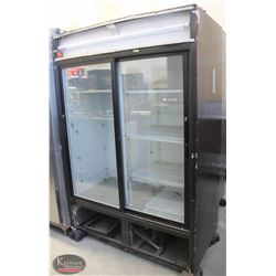 R54) TRUE DOUBLE SLIDING GLASS DOOR COOLER