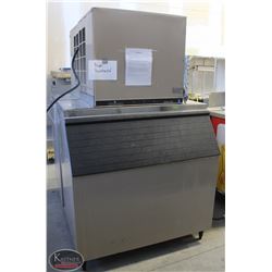 R103) MANITOWOC SERIES 1000 ICE MAKER W/ BIN