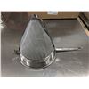 Image 1 : 10" STAINLESS 40 MESH BOUILLON STRAINER, OMCAN