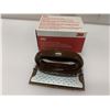 Image 1 : 3M GRIDDLE PAD HOLDER & GRIDDLE CLEANING PAD