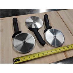 5" R-STYLE PIZZA CUTTERS - LOT OF 3