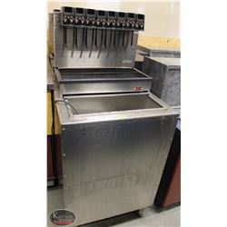R160) LANCER 8 HEAD BEVERAGE DISPENSER W/ ICE BIN
