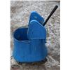 Image 1 : R171) BLUE MARINO MOP BUCKET W/ WRINGER