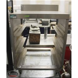 R41) STAINLESS STEEL EQUIPMENT STAND W/ COOLING