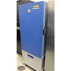 R62) CRES-COR CROWN-X MOBILE COOLER