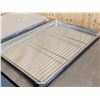 Image 1 : FULL SIZE BUN PAN WITH FLAT ALUMINUM RACK