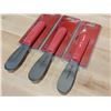 Image 1 : 3.5" SERRATED SANDWICH SPREADERS LOT OF 3