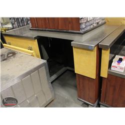 R163) PAYMENT CABINET W/ STAINLESS STEEL TOP ON