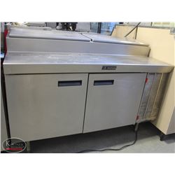 R105) DELFIELD 5' PIZZA PREP TABLE