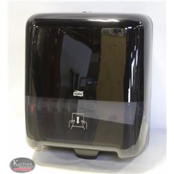NEW TORK MATIC HAND-TOWEL DISPENSER-BLACK 55 10282