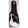 Image 1 : SQUIRE BY FENDER STRAT WHITE GUITAR WITH SOFT CASE