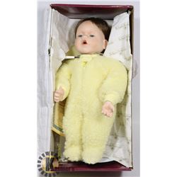ASHTON DRAKE MOMMY I'M SLEEPY COLLECTORS DOLL WITH