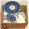 Image 1 : ESTATE BOX OF SERVING DISHES AND MORE
