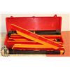 Image 1 : GROTE EMERGENCY TRIANGLE FLARE KIT.