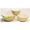 Image 1 : 3PC MATCHING SET OF MIXING BOWLS