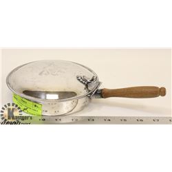 ANTIQUE FORMAL DINNER TABLE CRUMB BUTLER.