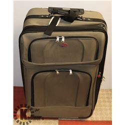 LARGE AMERICAN TOURISTER SUITCASE WITH