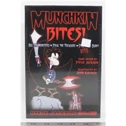 MUNCHKIN BITES CARD GAME.