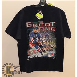 PROPLAYER MEDIUM WAYNE GRETZKY T-SHIRT WITH TAGS.