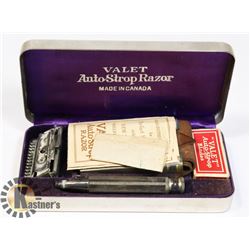ANTIQUE VALET AUTO STROP RAZOR IN CASE.