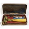 Image 1 : ANTIQUE BAKELITE HANDLED SCHICK RAZOR IN CASE.