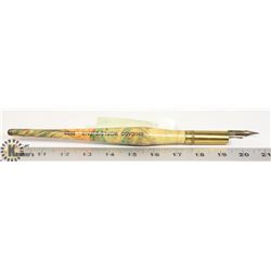 1933 WORLDS FAIR OVERSIZED QUILL PEN.