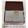 Image 1 : 1940S RCA RED CASED PORTABLE TUBE RADIO - UNTESTED