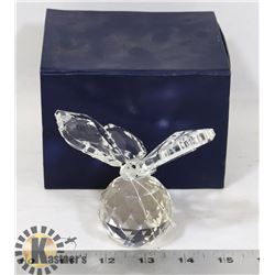 SMALL CRYSTAL BUTTERFLY FIGURE