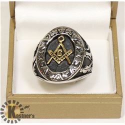 SILVER TONE, GOLD EMBLEM FREE MASONS RING SZ 11