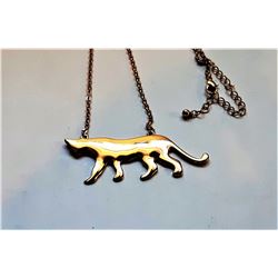 22)  GOLD TONE CAT PENDANT ON CHAIN