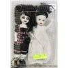 Image 1 : LIVING DEAD DOLLS