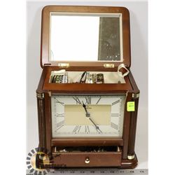 ESTATE BULOVA JEWELLERY AND BOX