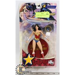 DC DIRECT WONDER WOMAN ACTION FIGURE.