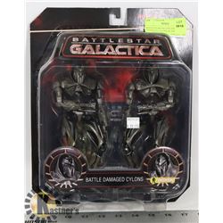 BATTLESTAR GALATICA BATTLE DAMAGED CYLONS ACTION