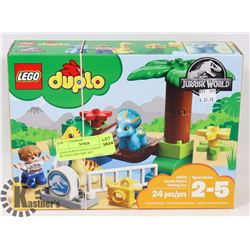 LEGO DUPLO GENTLE GIANTS PETTING ZOO 24PC SET