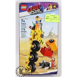 THE LEGO MOVIE LEGO EMMET'S THRICYCLE 174PC SET