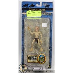 LORD OF THE RINGS SUPER POSEABLE SMEAGOL WITH THE