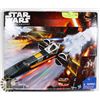 Image 1 : STAR WARS THE FORCE AWAKENS POE'S X-WING FIGHTER.