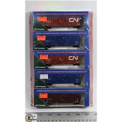 LOT OF 5 CN TRAIN CARS, N-SCALE