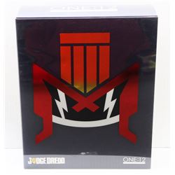 JUDGE DREDD ONE:12 SCALE COLLECTIBLE FIGURE.