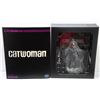 Image 2 : CATWOMAN ONE:12 COLLECTIBLE FIGURE.