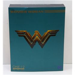 WONDER WOMAN ONE:12 SCALE COLLECTIBLE FIGURE.