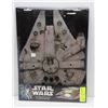 Image 1 : STAR WARS MILLENIUM FALCON CHOPPING BOARD.