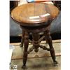 Image 1 : VINTAGE WOOD EAGLE CLAW PIANO STOOL