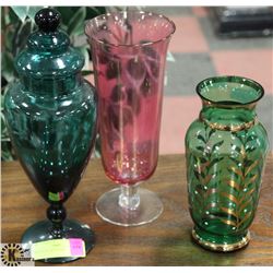 3 PIECES OF ART GLASS