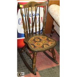 VINTAGE WOOD ROCKING CHAIR