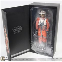 SIXTH SCALE STAR WARS LUKE SKYWALKER RED 5 X-WING