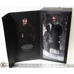 SIXTH SCALE STAR WARS DARTH MAUL FIGURE.