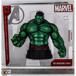 MARVEL THE INCREDIBLE HULK 7.5" MINI BUST FIGURE.